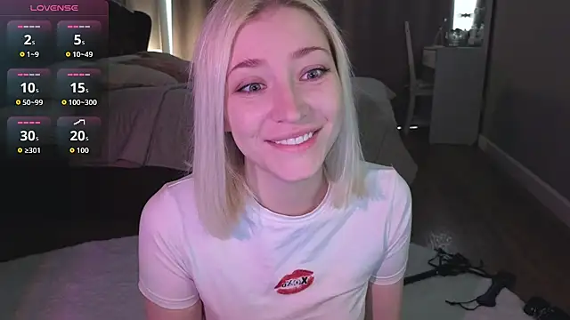 Snapshot of alexa_novak chatting on October 2025 02:33:01 AM alexa novak online show from October 2025 02:33:01 AM