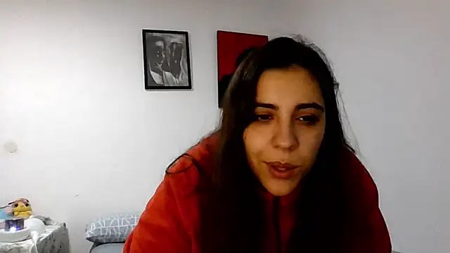 Snapshot of Ursumi1 chatting on November 2025 07:35:01 PM Ursumi1 online show from November 2025 07:35:01 PM