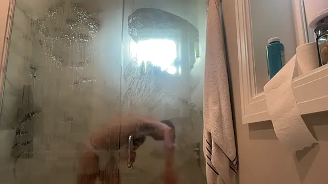 Snapshot of 69woodinson chatting on December 2025 01:17:02 PM 69woodinson online show from December 2025 01:17:02 PM