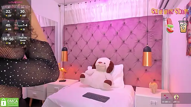 Snapshot of SHARONN____ chatting on January 2025 03:52:01 AM SHARONN online show from January 2025 03:52:01 AM