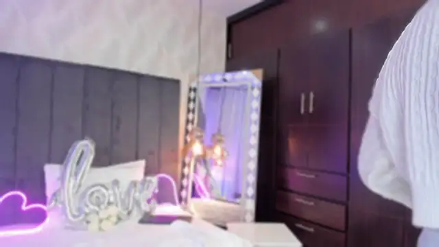 Snapshot of SHARONN____ chatting on February 2025 03:50:02 AM SHARONN online show from February 2025 03:50:02 AM