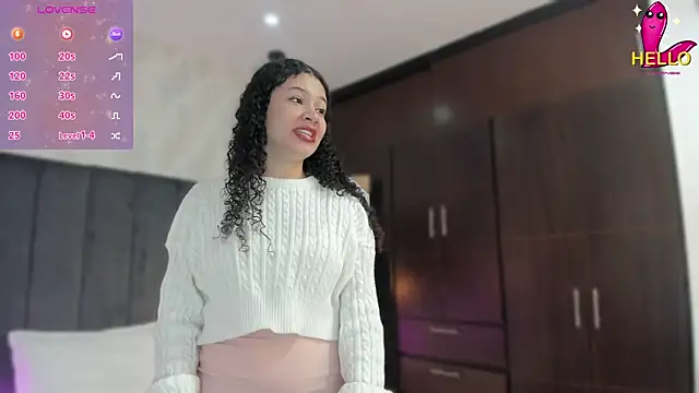 Snapshot of SHARONN____ chatting on February 2025 03:29:01 AM SHARONN online show from February 2025 03:29:01 AM