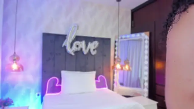 Snapshot of SHARONN____ chatting on February 2025 03:25:02 AM SHARONN online show from February 2025 03:25:02 AM