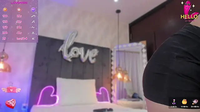 Snapshot of SHARONN____ chatting on February 2025 03:12:02 AM SHARONN online show from February 2025 03:12:02 AM