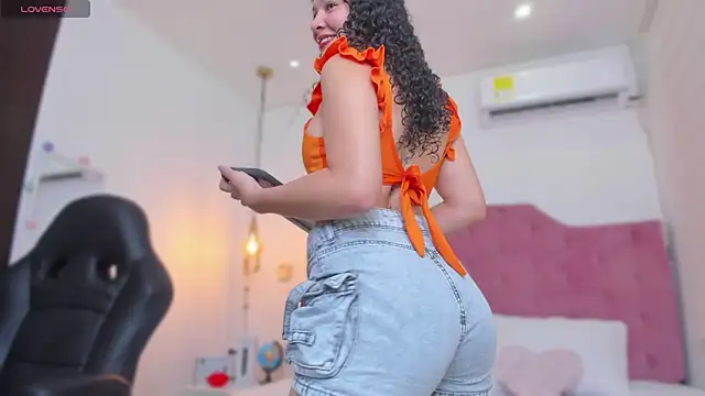 Snapshot of SHARONN____ chatting on March 2025 07:15:02 PM SHARONN online show from March 2025 07:15:02 PM