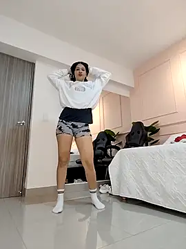 Snapshot of SHARONN____ chatting on October 2025 04:10:02 AM SHARONN online show from October 2025 04:10:02 AM