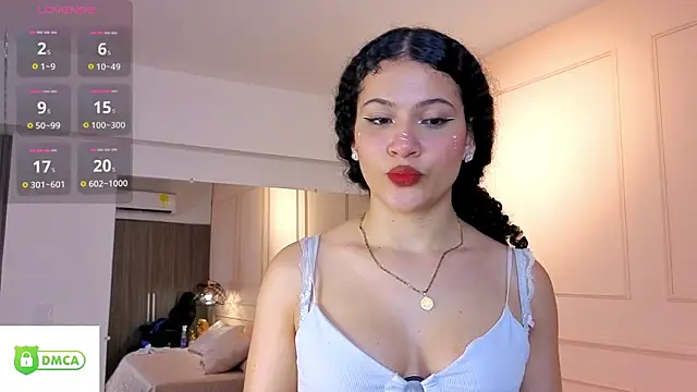 Snapshot of SHARONN____ chatting on October 2025 04:13:01 AM SHARONN online show from October 2025 04:13:01 AM