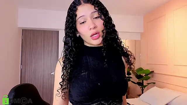 Snapshot of SHARONN____ chatting on November 2025 03:29:02 AM SHARONN online show from November 2025 03:29:02 AM