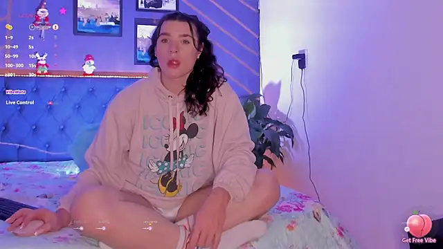 Snapshot of elafranco_ chatting on December 2024 11:12:02 PM elafranco online show from December 2024 11:12:02 PM