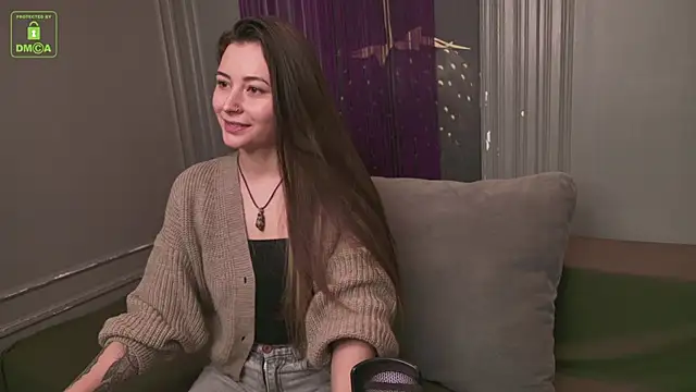 Snapshot of Ishtar_Divine chatting on January 2025 04:38:02 AM Ishtar Divine online show from January 2025 04:38:02 AM