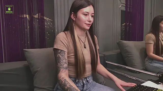 Snapshot of Ishtar_Divine chatting on February 2025 11:49:02 AM Ishtar Divine online show from February 2025 11:49:02 AM