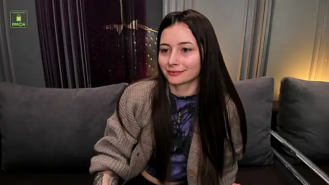 Snapshot of Ishtar_Divine chatting on March 2025 02:13:01 PM Ishtar Divine online show from March 2025 02:13:01 PM