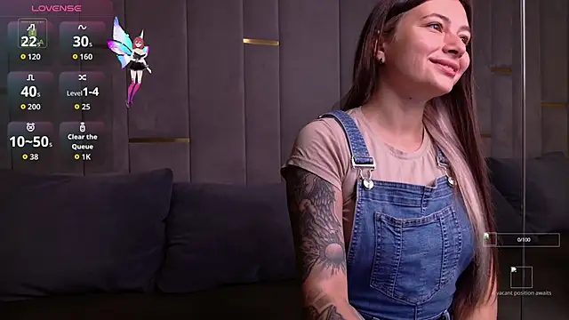 Snapshot of Ishtar_Divine chatting on September 2025 04:55:02 AM Ishtar Divine online show from September 2025 04:55:02 AM