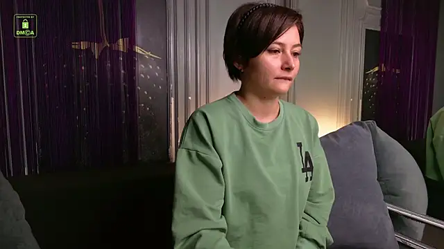 Snapshot of Ishtar_Divine chatting on October 2025 03:16:01 PM Ishtar Divine online show from October 2025 03:16:01 PM