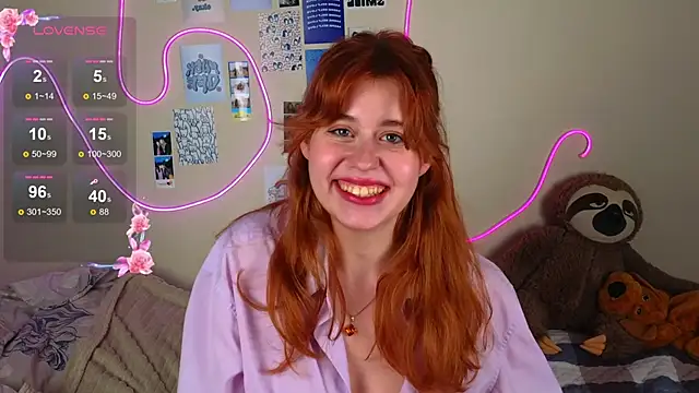 Snapshot of Penny_Staaar chatting on January 2025 07:32:02 PM Penny Staaar online show from January 2025 07:32:02 PM