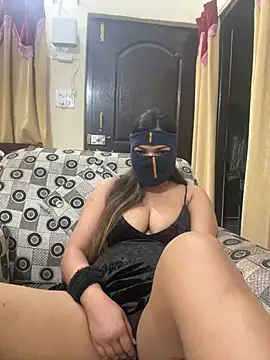 HoneyBearCpl online show from February 2025 04:19:02 PM