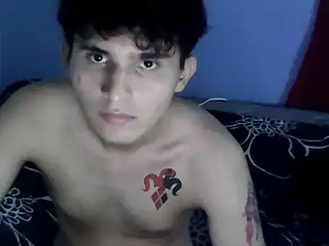 Snapshot of Charley_quin chatting on December 2024 03:38:02 AM Charley quin online show from December 2024 03:38:02 AM