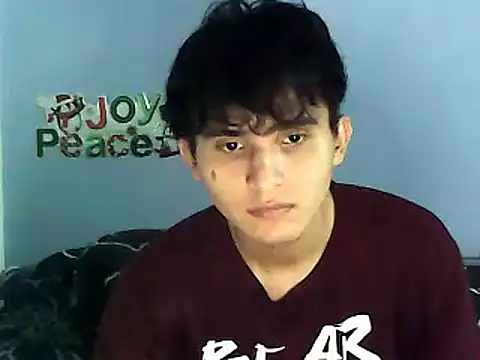 Snapshot of Charley_quin chatting on December 2024 12:35:02 AM Charley quin online show from December 2024 12:35:02 AM