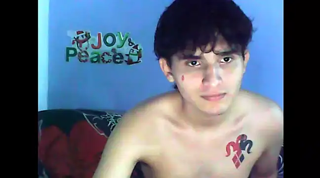 Snapshot of Charley_quin chatting on December 2024 12:29:01 AM Charley quin online show from December 2024 12:29:01 AM