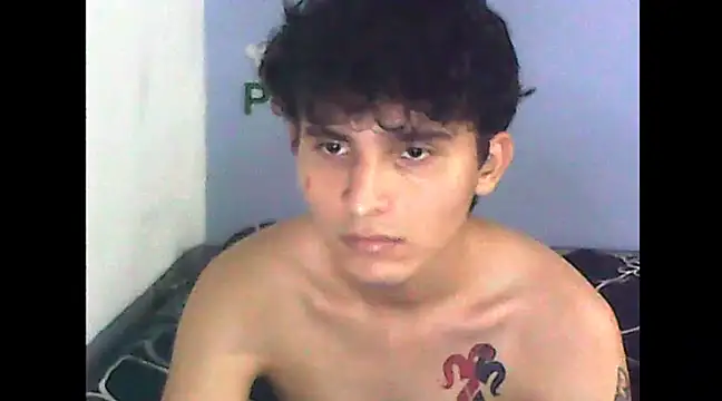 Snapshot of Charley_quin chatting on January 2025 03:31:02 AM Charley quin online show from January 2025 03:31:02 AM