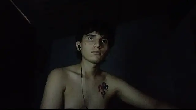 Snapshot of Charley_quin chatting on March 2025 02:41:02 AM Charley quin online show from March 2025 02:41:02 AM