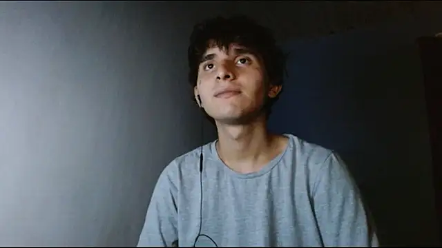 Snapshot of Charley_quin chatting on March 2025 11:50:02 PM Charley quin online show from March 2025 11:50:02 PM