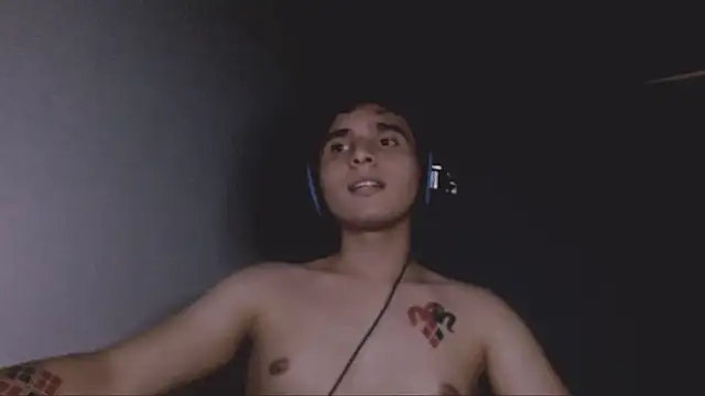 Snapshot of Charley_quin chatting on September 2025 03:50:02 AM Charley quin online show from September 2025 03:50:02 AM