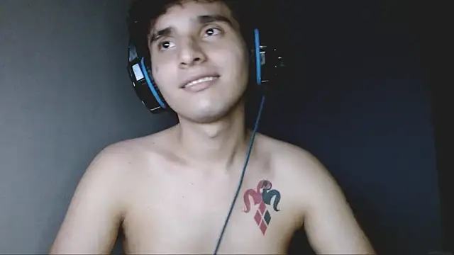 Snapshot of Charley_quin chatting on September 2025 03:52:01 AM Charley quin online show from September 2025 03:52:01 AM