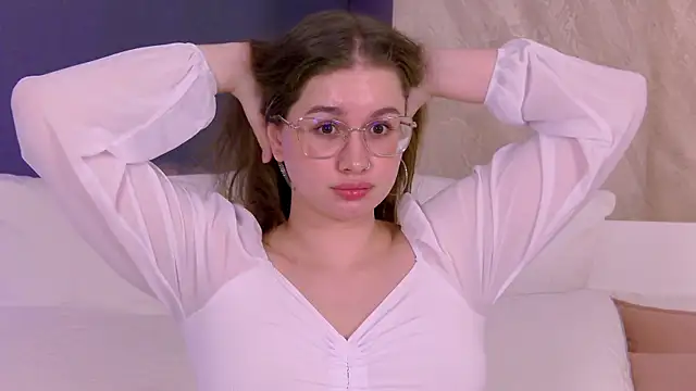 EllieHayes online show from July 2026 01:56:02 AM