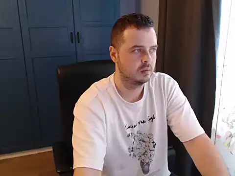 CuteMan33 online show from September 2025 03:01:02 PM