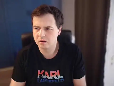 CuteMan33 online show from December 2025 11:26:02 AM