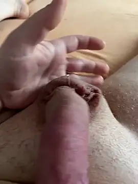 Snapshot of EhemannTotti chatting on September 2025 09:13:02 AM EhemannTotti online show from September 2025 09:13:02 AM