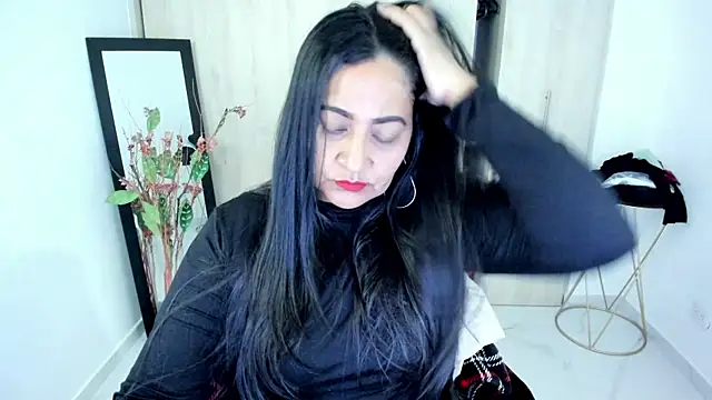 Adele Sweett online show from May 2026 10:45:02 AM