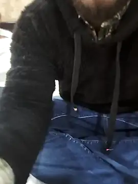 Snapshot of United3 chatting on December 2024 03:08:02 PM United3 online show from December 2024 03:08:02 PM