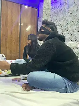 Snapshot of United3 chatting on February 2025 03:53:02 PM United3 online show from February 2025 03:53:02 PM