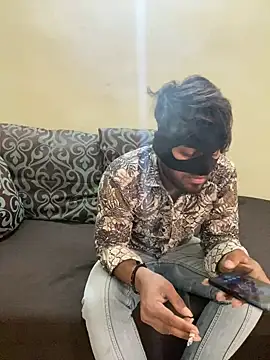 Snapshot of United3 chatting on February 2025 07:11:02 AM United3 online show from February 2025 07:11:02 AM