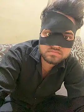 Snapshot of United3 chatting on February 2025 06:43:02 AM United3 online show from February 2025 06:43:02 AM