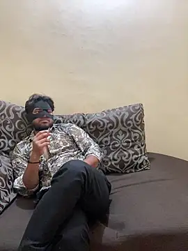 Snapshot of United3 chatting on March 2025 06:47:01 AM United3 online show from March 2025 06:47:01 AM