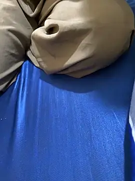 Snapshot of United3 chatting on October 2025 07:28:01 AM United3 online show from October 2025 07:28:01 AM