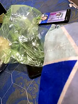 Snapshot of United3 chatting on November 2025 09:09:01 AM United3 online show from November 2025 09:09:01 AM