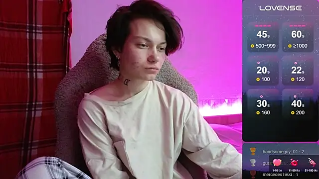 esajukyy online show from October 2025 11:39:01 AM