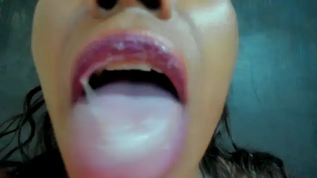 Snapshot of KamariaFyre chatting on January 2025 07:41:02 PM KamariaFyre online show from January 2025 07:41:02 PM