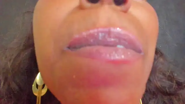 Snapshot of KamariaFyre chatting on March 2025 06:14:01 PM KamariaFyre online show from March 2025 06:14:01 PM