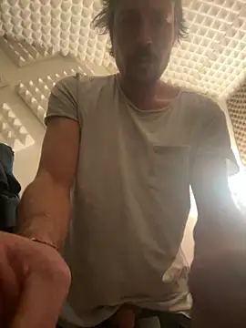 Snapshot of zenzero87 chatting on November 2025 12:43:01 AM zenzero87 online show from November 2025 12:43:01 AM