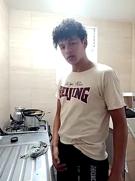 Snapshot of Black_Diamon_ chatting on February 2025 09:59:01 PM Black Diamon online show from February 2025 09:59:01 PM