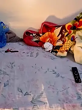 Snapshot of ShadiaStar chatting on February 2025 04:32:02 PM ShadiaStar online show from February 2025 04:32:02 PM