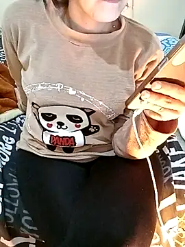 Snapshot of ShadiaStar chatting on February 2025 10:13:01 PM ShadiaStar online show from February 2025 10:13:01 PM