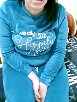 Snapshot of ShadiaStar chatting on February 2025 06:27:02 PM ShadiaStar online show from February 2025 06:27:02 PM