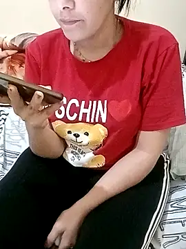 Snapshot of ShadiaStar chatting on February 2025 01:03:01 PM ShadiaStar online show from February 2025 01:03:01 PM