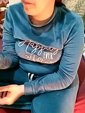 Snapshot of ShadiaStar chatting on March 2025 08:43:01 PM ShadiaStar online show from March 2025 08:43:01 PM